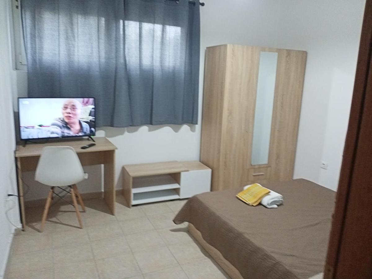 Semi-Basement 250M From Sea, Nea Chili Appartement Alexandroupolis Buitenkant foto