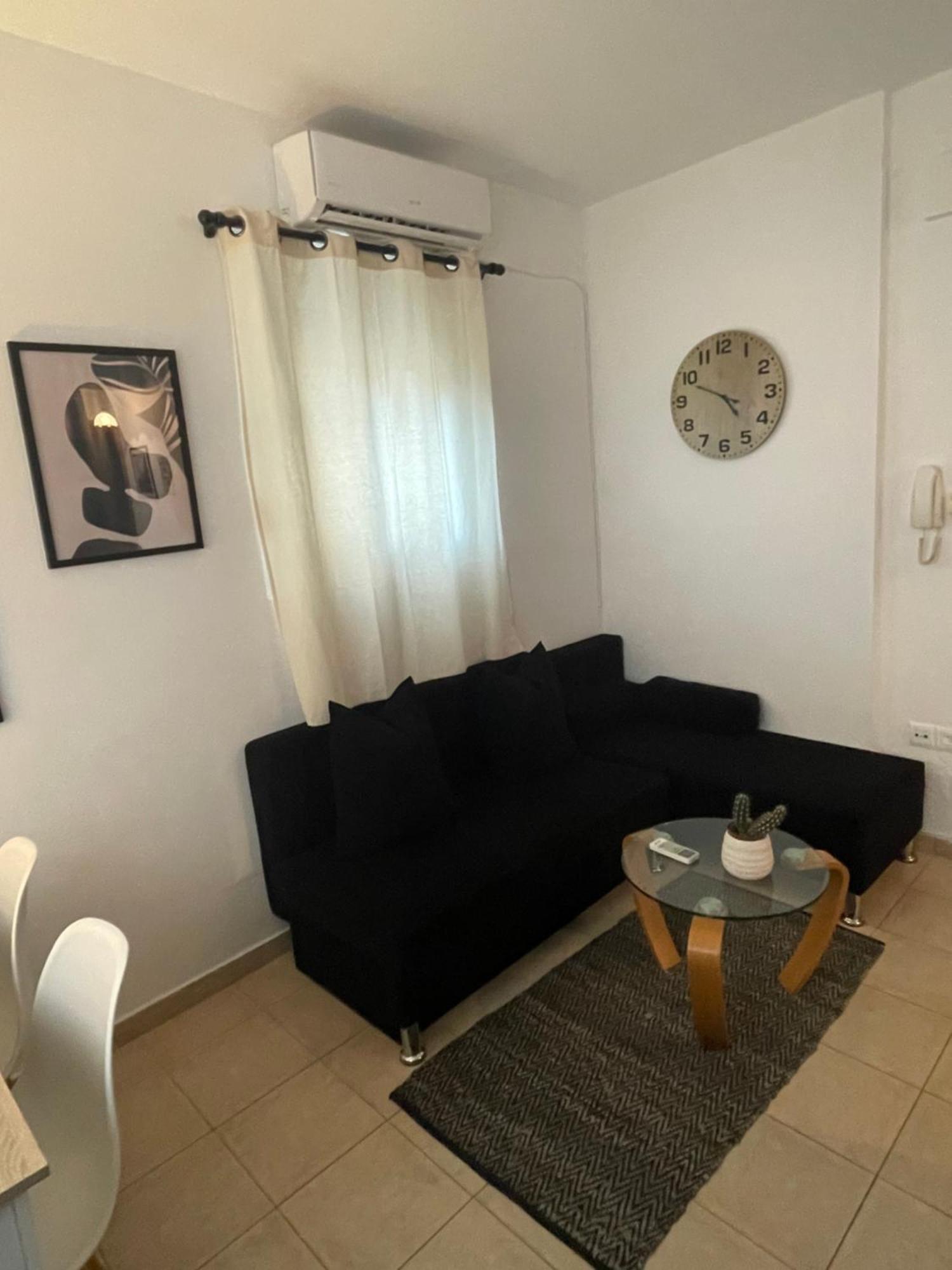 Semi-Basement 250M From Sea, Nea Chili Appartement Alexandroupolis Buitenkant foto