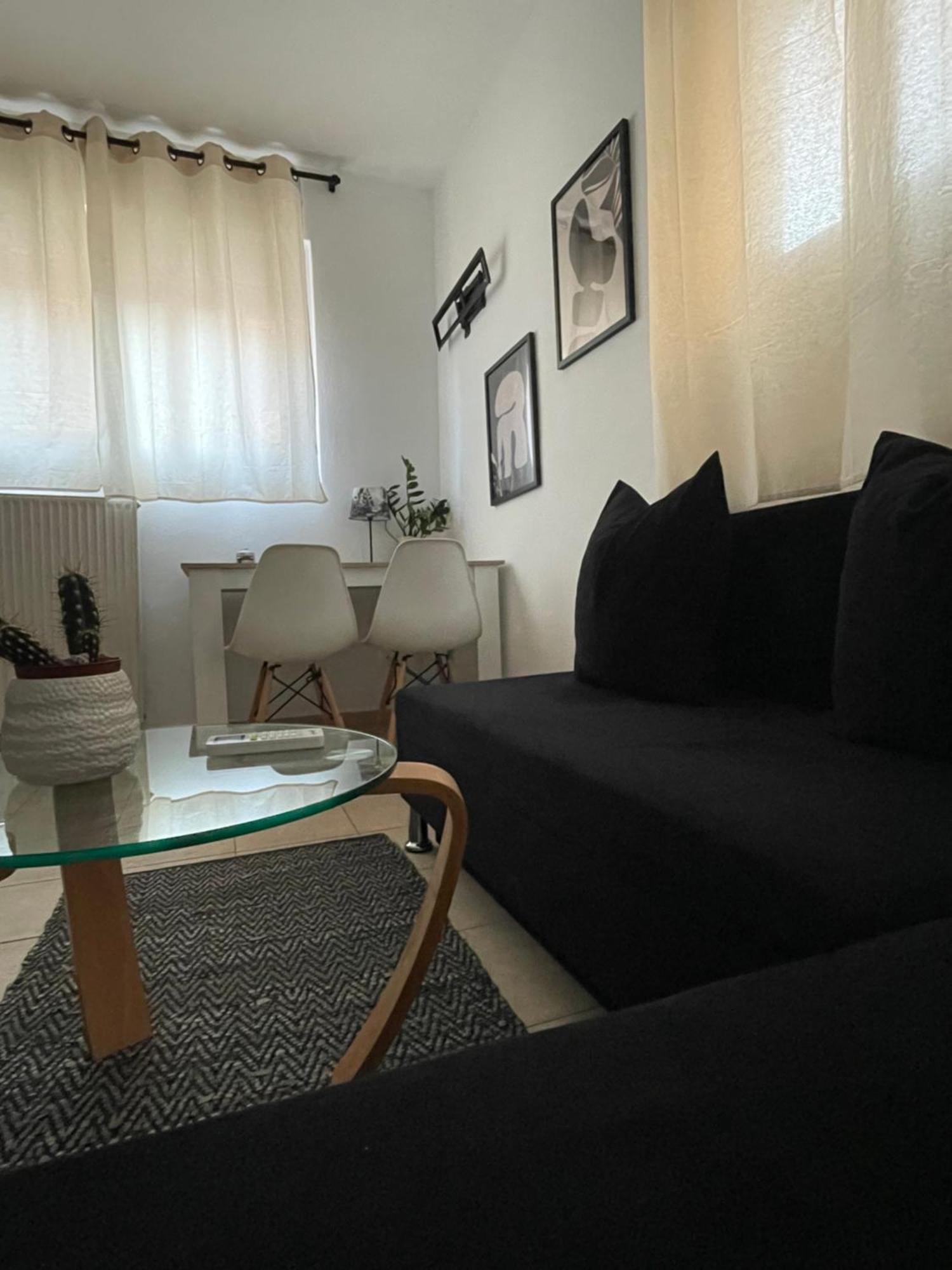 Semi-Basement 250M From Sea, Nea Chili Appartement Alexandroupolis Buitenkant foto